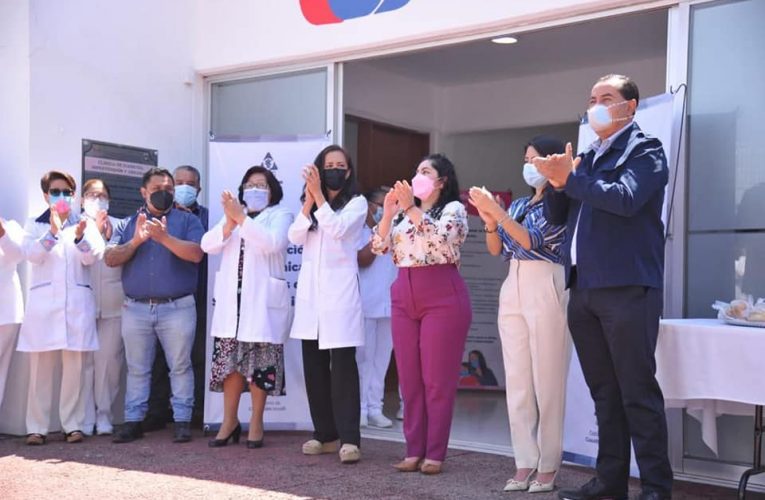 Entrega gobierno de Cuautitlán Izcalli rehabilitación de clínica Fidel Velázquez