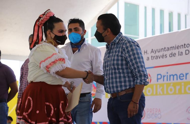 Se efectuó en Cuautitlán el Festival de Danza Folclórica por la Juventud