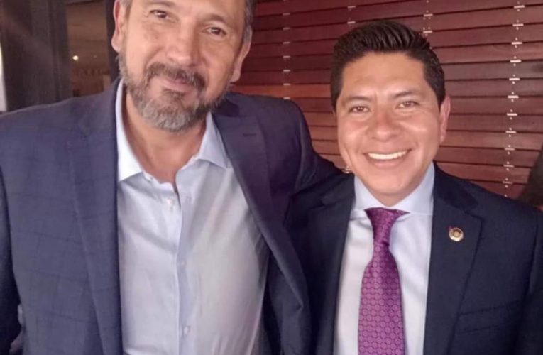 Paco Rojas presente en asamblea de CANADEVI