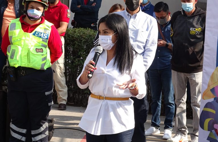 Bombero Por Un Día y Un Día Con Tú Policía dos eventos organizados por gobierno de Cuautitlán Izcalli para orientar y divertir a los niños
