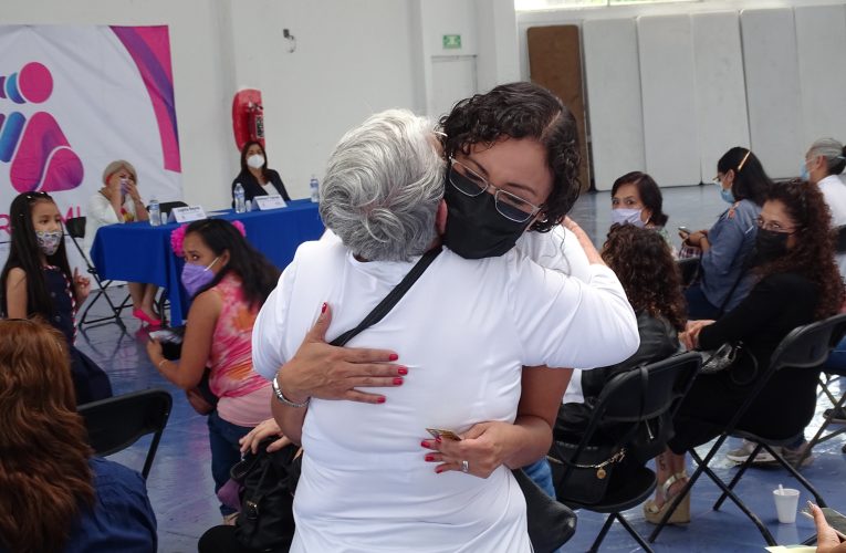 Joanna Felipe Torres otorga reconocimientos a coordinadoras y da bienvenida a nuevas integrantes de Alerta Mujer