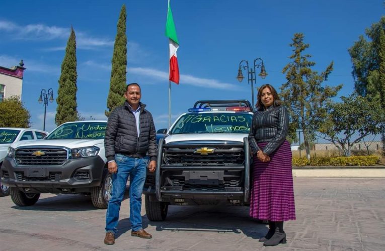ENTREGA ALCALDESA DE #MelchorOcampo NUEVAS PATRULLAS